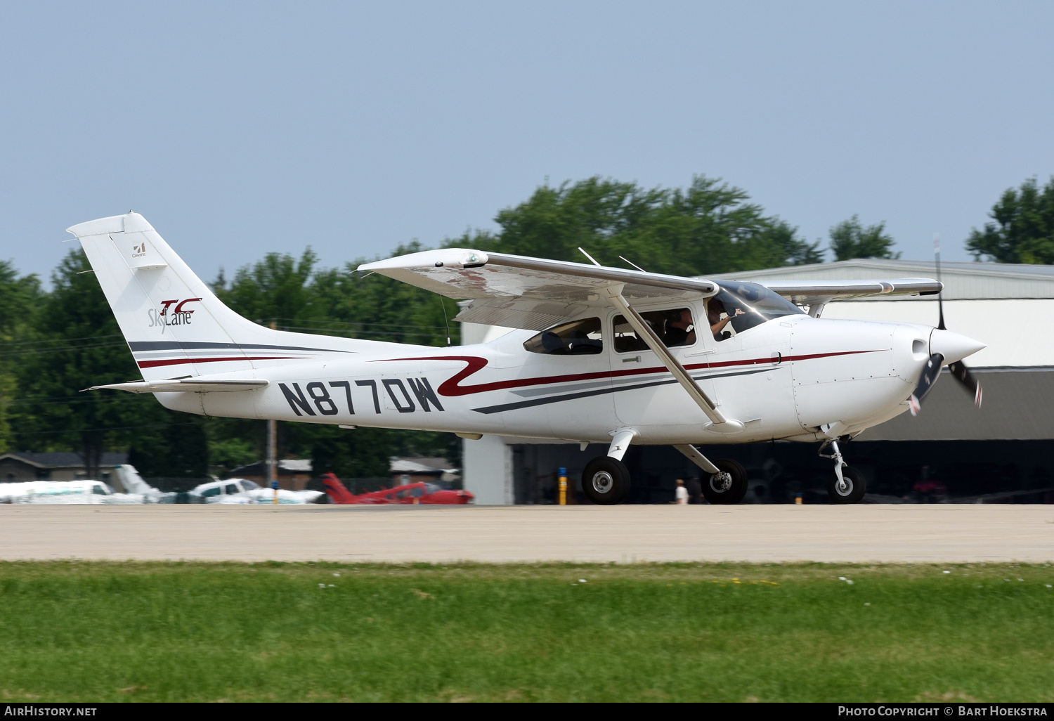 Aircraft Photo of N877DW | Cessna T182T Skylane TC | AirHistory.net #757194