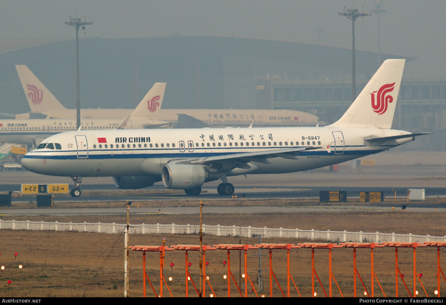 Aircraft Photo of B-6847 | Airbus A320-214 | Air China | AirHistory.net #757316