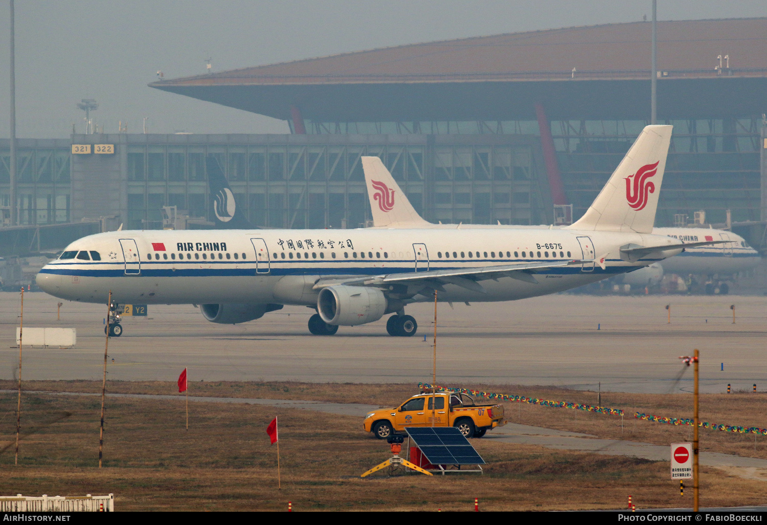 Aircraft Photo of B-6675 | Airbus A321-213 | Air China | AirHistory.net #757324