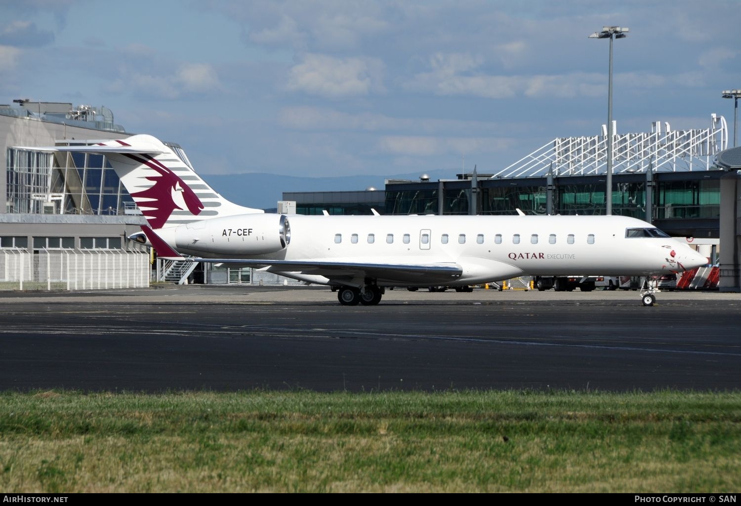 Aircraft Photo of A7-CEF | Bombardier Global Express XRS (BD-700-1A10) | Qatar Executive | AirHistory.net #757342