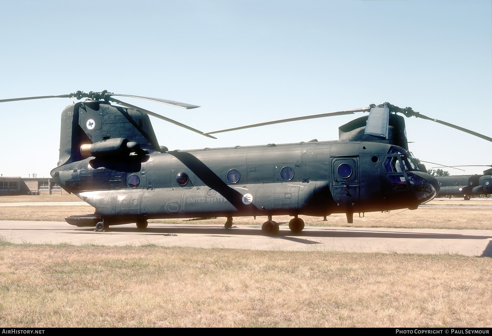 Aircraft Photo of 62-2117 / 0-22117 | Boeing Vertol CH-47A Chinook | USA - Army | AirHistory.net #757360