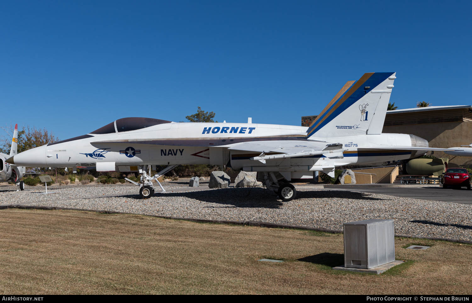 Aircraft Photo of 160775 | McDonnell Douglas YF-18A Hornet | USA - Marines | AirHistory.net #757427