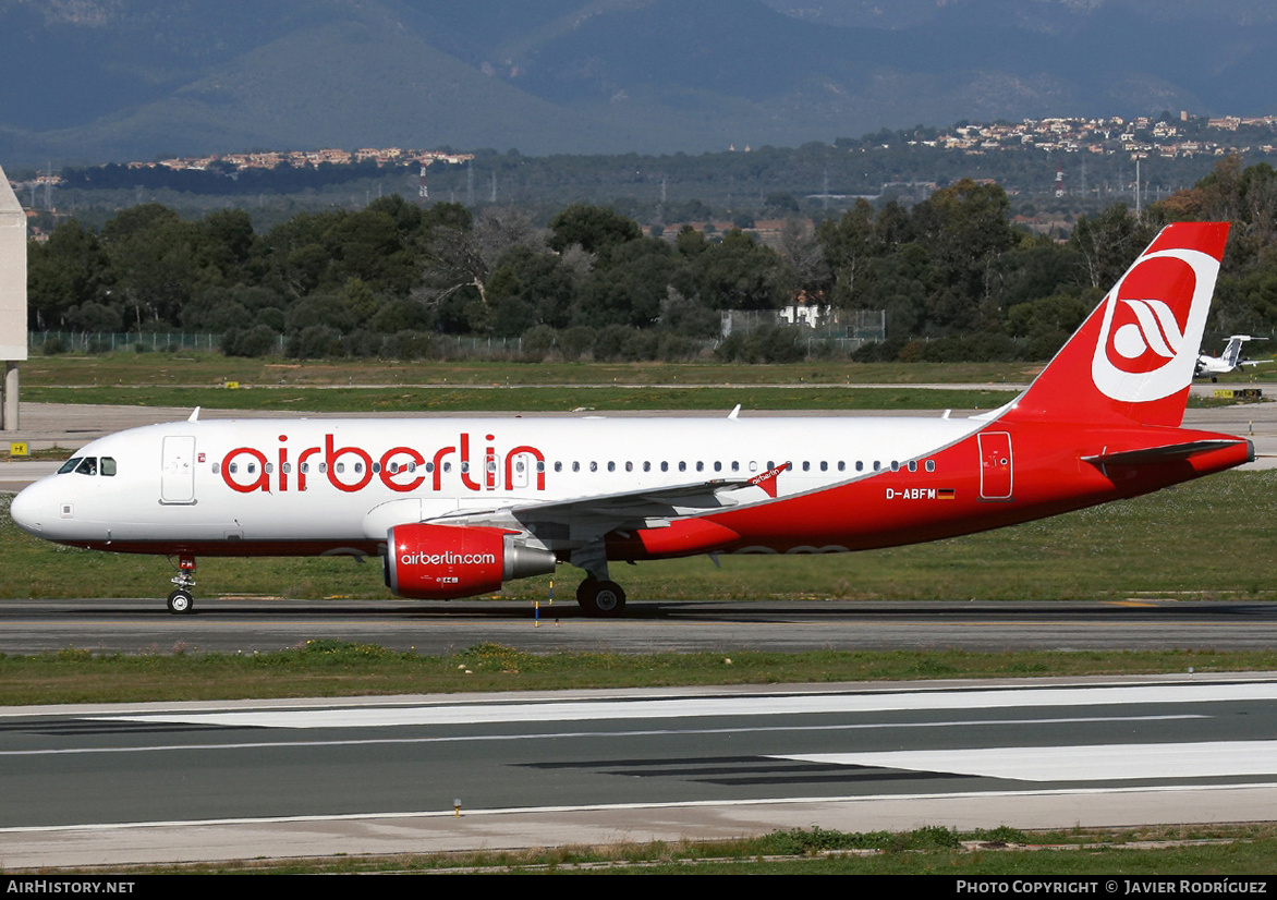 Aircraft Photo of D-ABFM | Airbus A320-214 | Air Berlin | AirHistory.net #757433