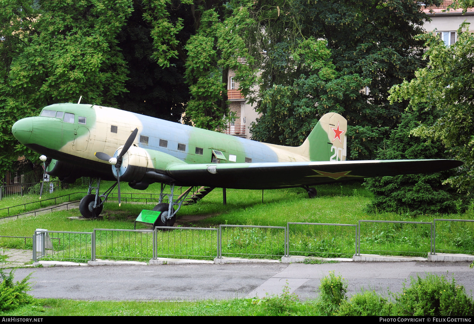 Aircraft Photo of 20 white | Lisunov Li-2T | Soviet Union - Air Force | AirHistory.net #757465