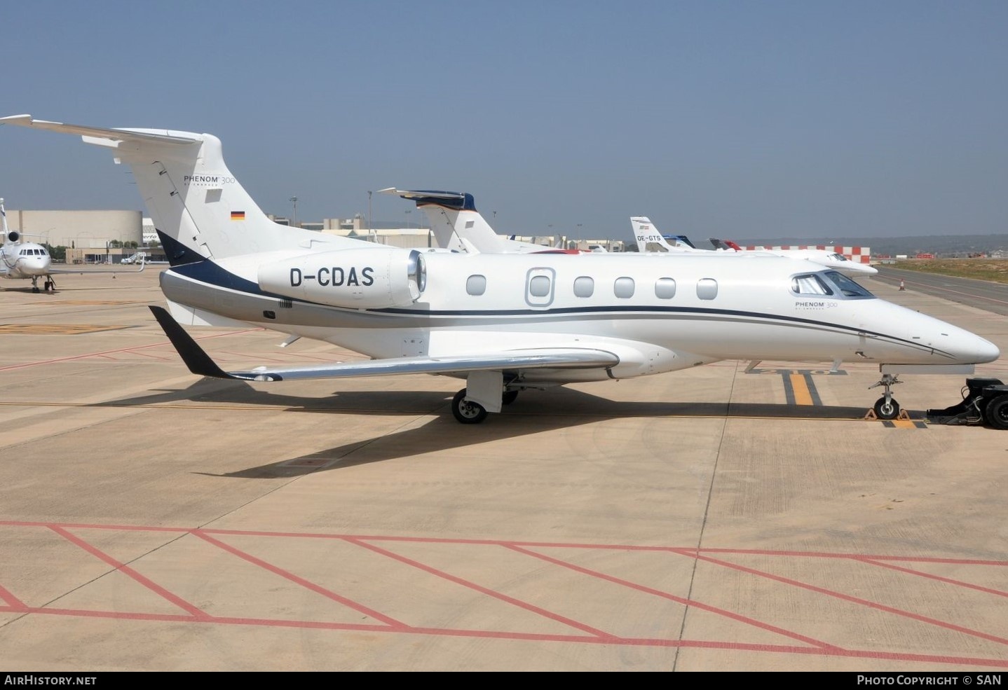 Aircraft Photo of D-CDAS | Embraer EMB-505 Phenom 300 | AirHistory.net #757473