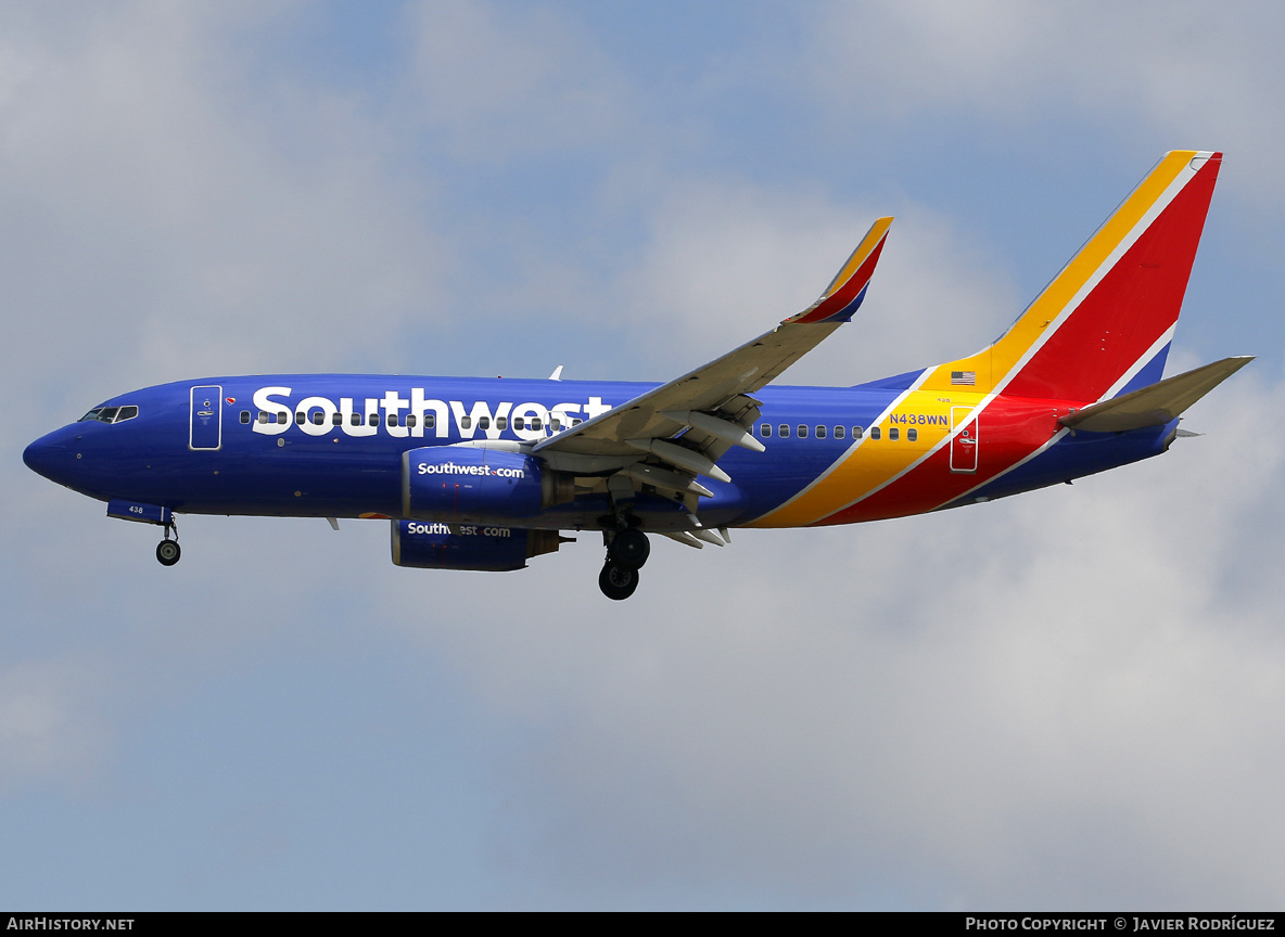Aircraft Photo of N438WN | Boeing 737-7H4 | Southwest Airlines | AirHistory.net #757482