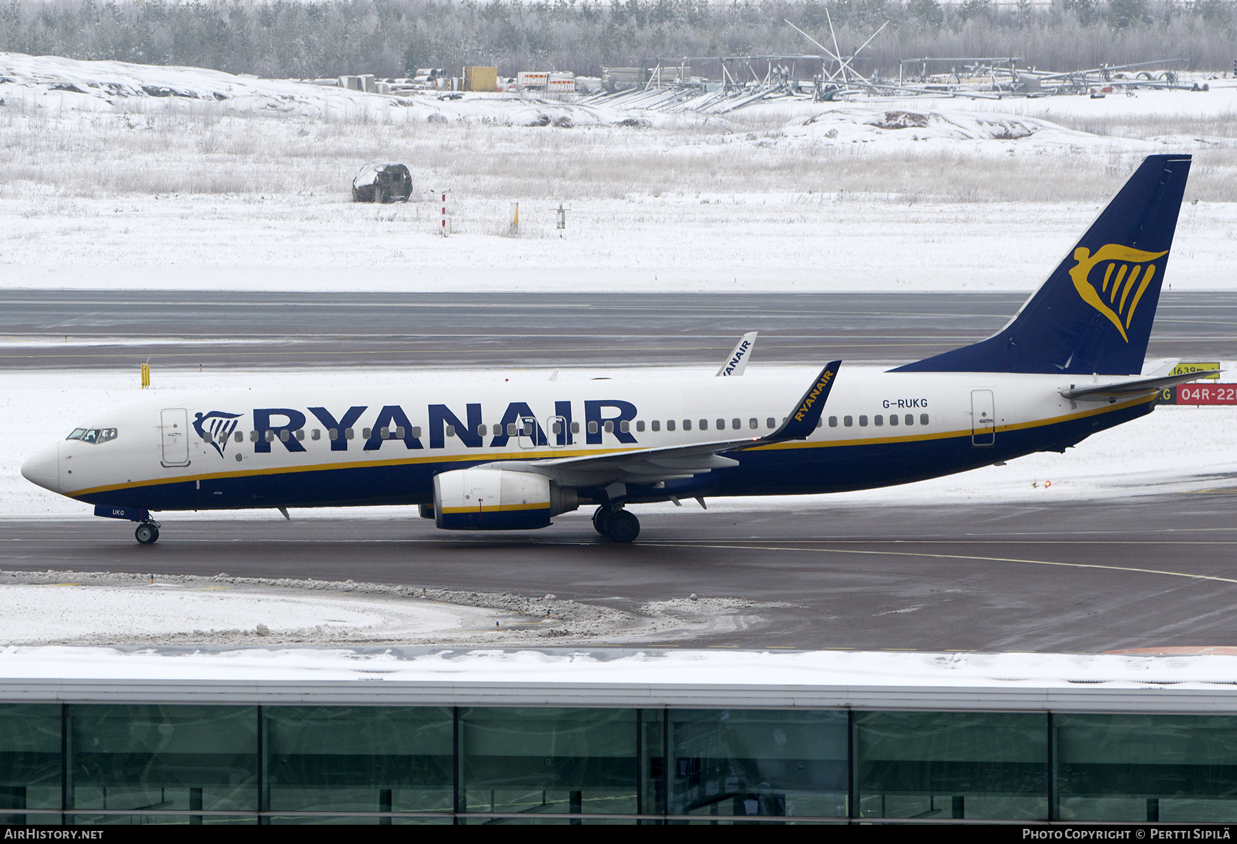 Aircraft Photo of G-RUKG | Boeing 737-8AS | Ryanair | AirHistory.net #757491