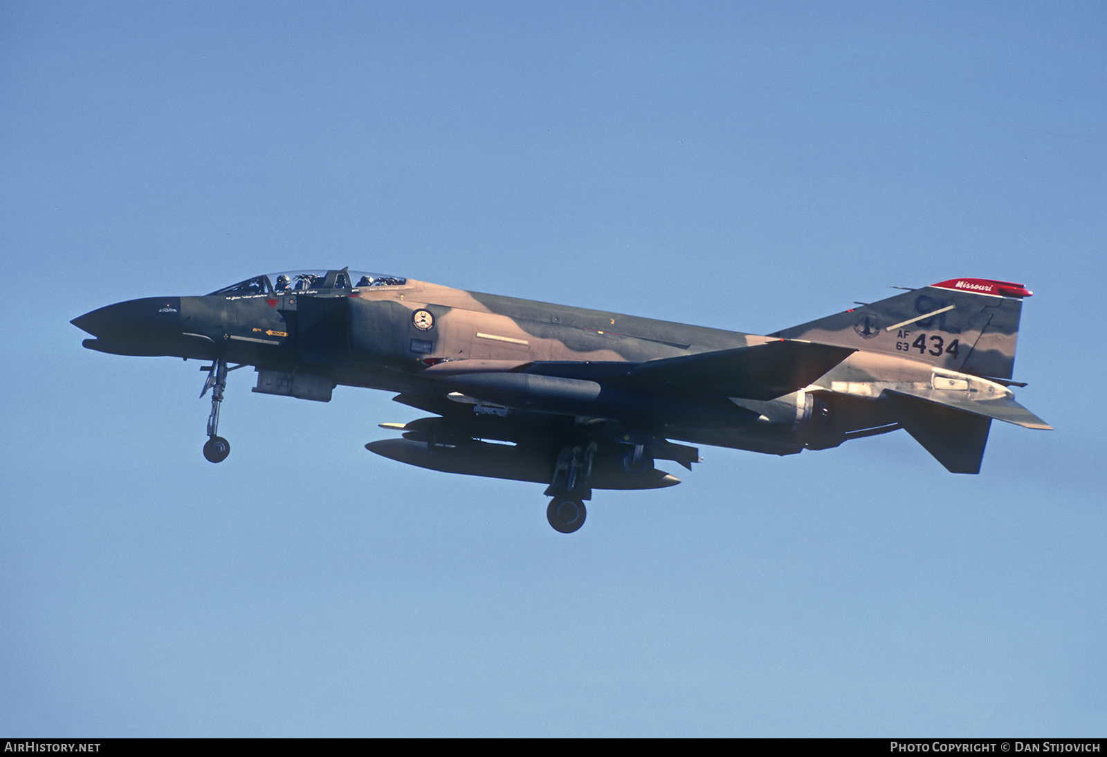 Aircraft Photo of 63-7434 / AF63-434 | McDonnell F-4C Phantom II | USA - Air Force | AirHistory.net #757492