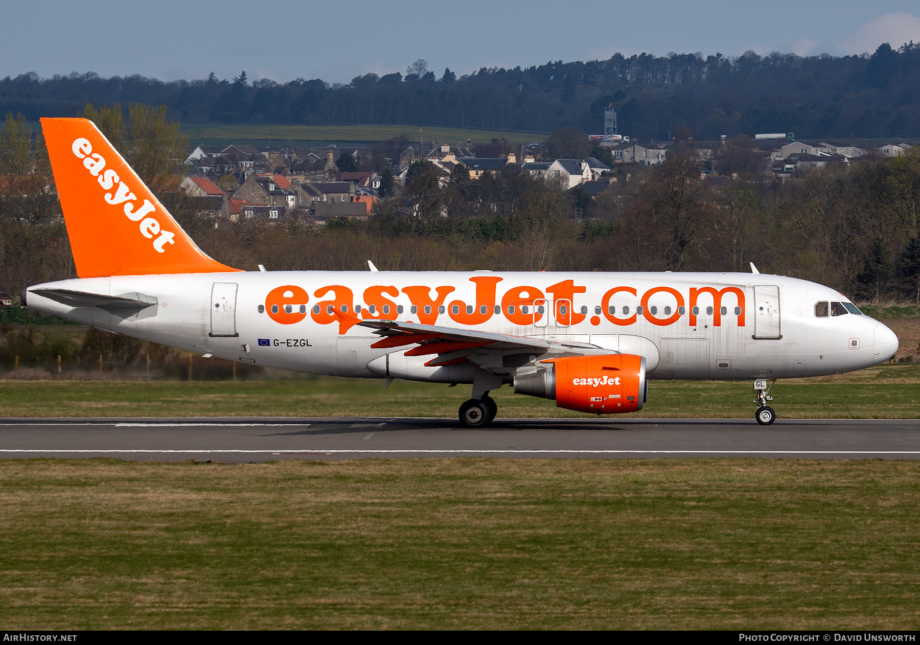 Aircraft Photo of G-EZGL | Airbus A319-111 | EasyJet | AirHistory.net #757563