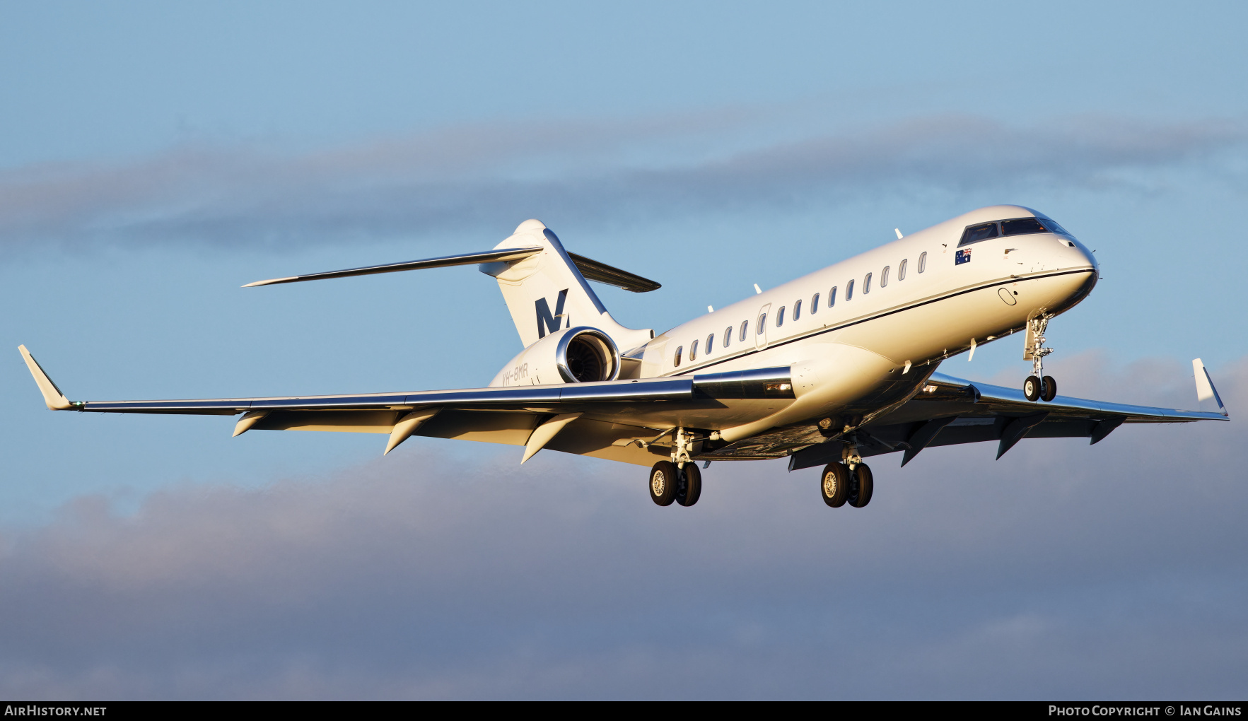 Aircraft Photo of VH-8MR | Bombardier Global 6000 (BD-700-1A10) | AirHistory.net #757582