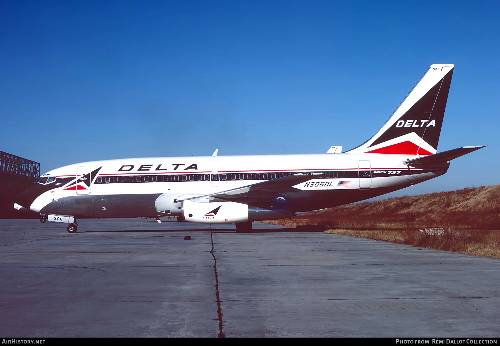 Aircraft Photo of N306DL | Boeing 737-232/Adv | Delta Air Lines | AirHistory.net #757624
