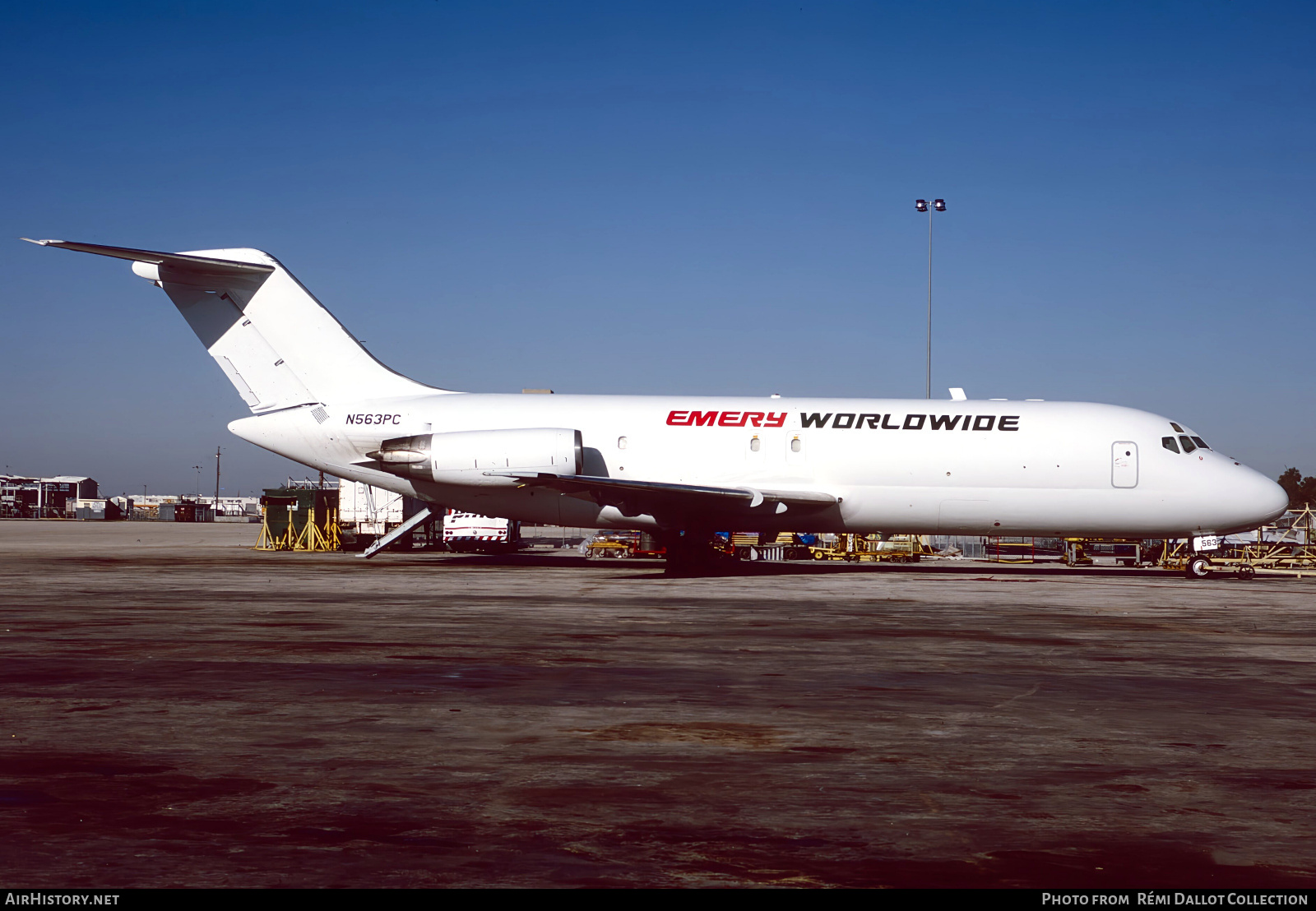 Aircraft Photo of N563PC | McDonnell Douglas DC-9-15MC | Emery Worldwide | AirHistory.net #757642