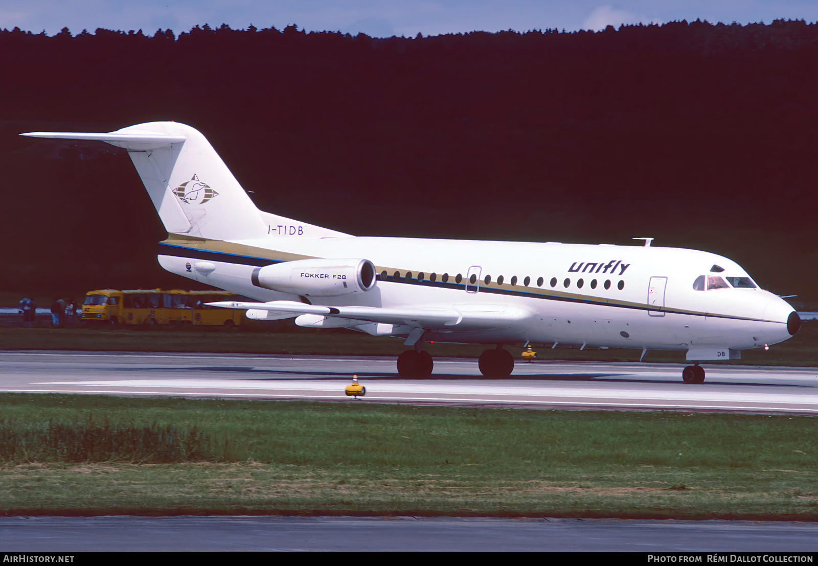 Aircraft Photo of I-TIDB | Fokker F28-1000 Fellowship | Unifly | AirHistory.net #757651