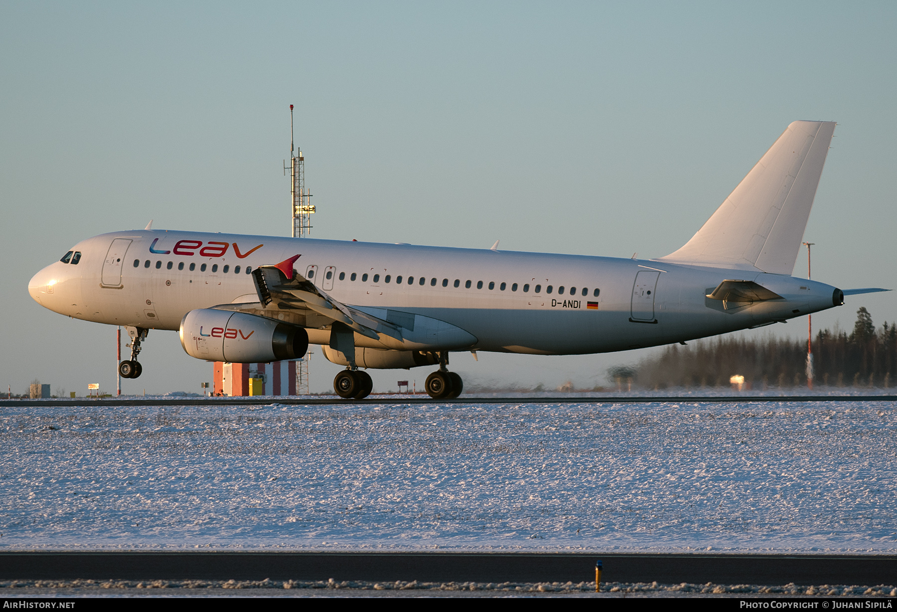 Aircraft Photo of D-ANDI | Airbus A320-232 | Leav Aviation | AirHistory.net #757659