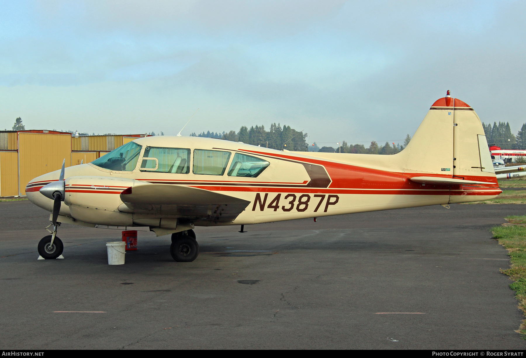Aircraft Photo of N4387P | Piper PA-23-160 Apache G | AirHistory.net #757853