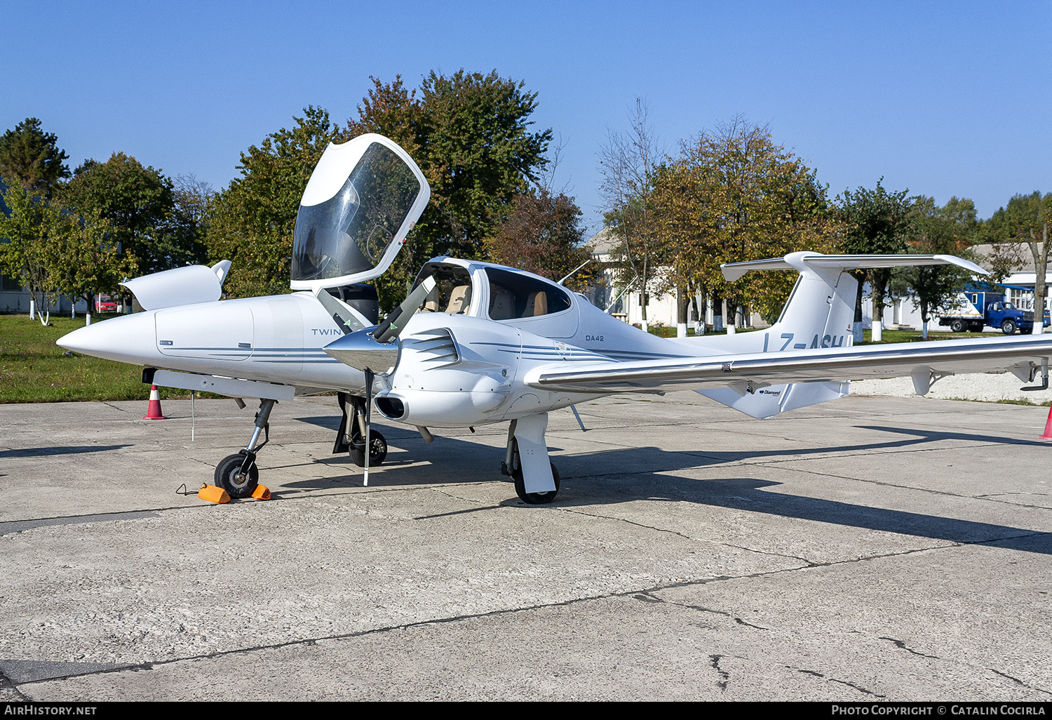 Aircraft Photo of LZ-ASH | Diamond DA42 Twin Star | AirHistory.net #757920
