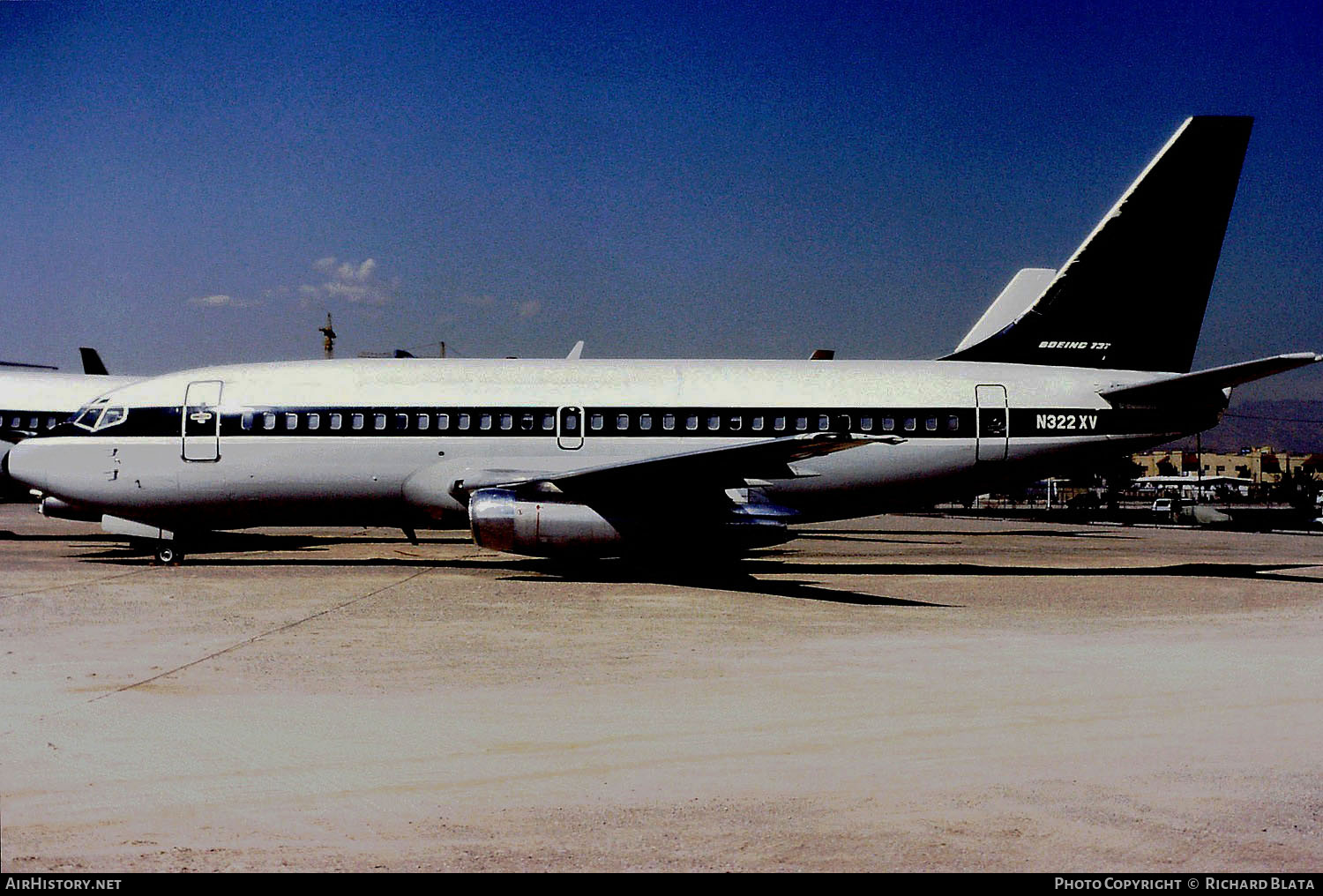 Aircraft Photo of N322XV | Boeing 737-219 | AirHistory.net #757947