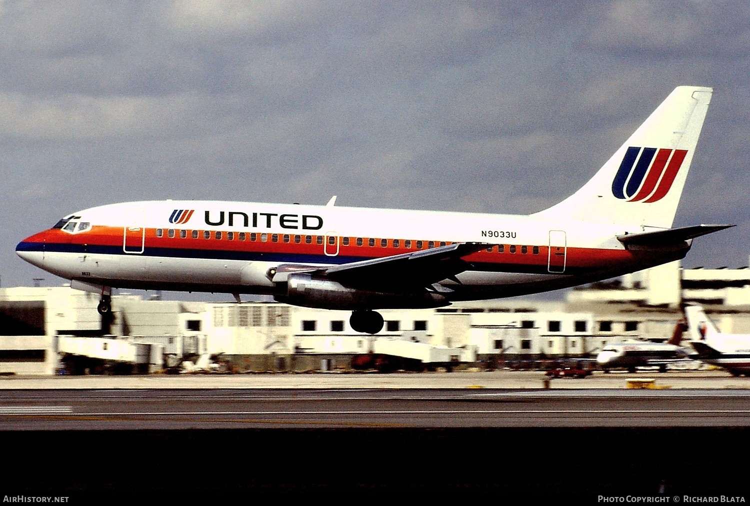 Aircraft Photo of N9033U | Boeing 737-222 | United Airlines | AirHistory.net #758031