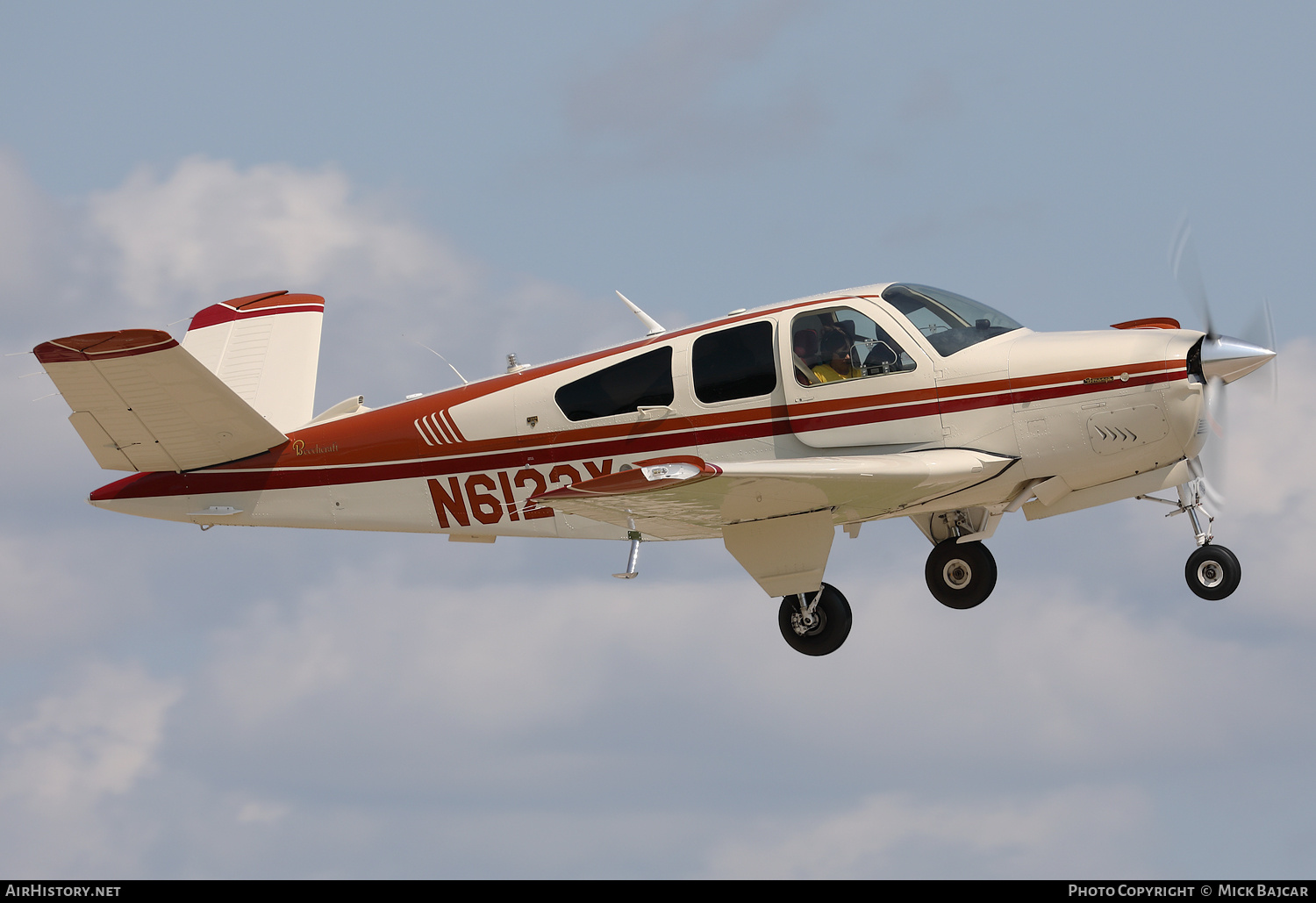 Aircraft Photo of N6123X | Beech V35B Bonanza | AirHistory.net #758109