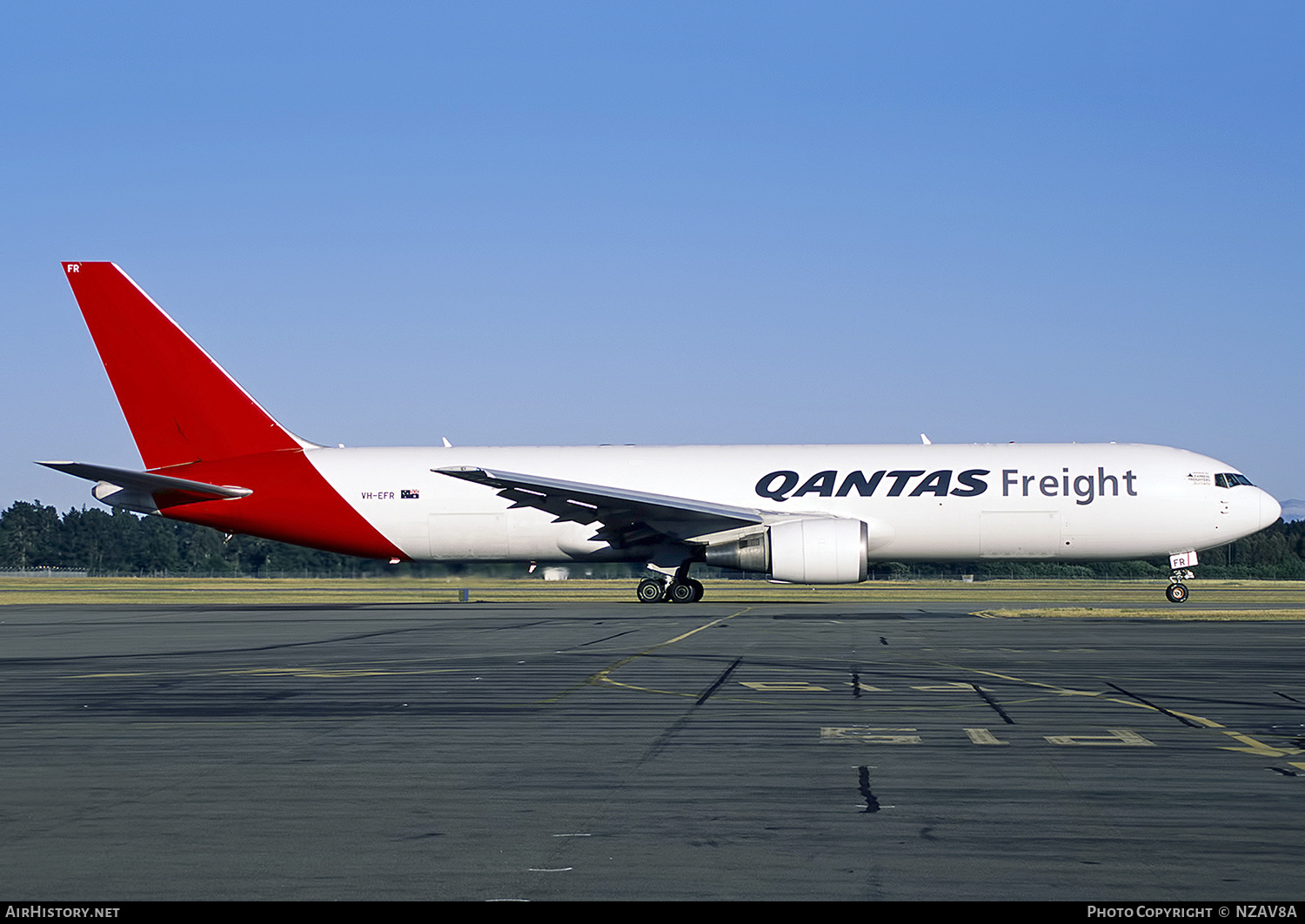 Aircraft Photo of VH-EFR | Boeing 767-381F | Qantas Freight | AirHistory.net #758173