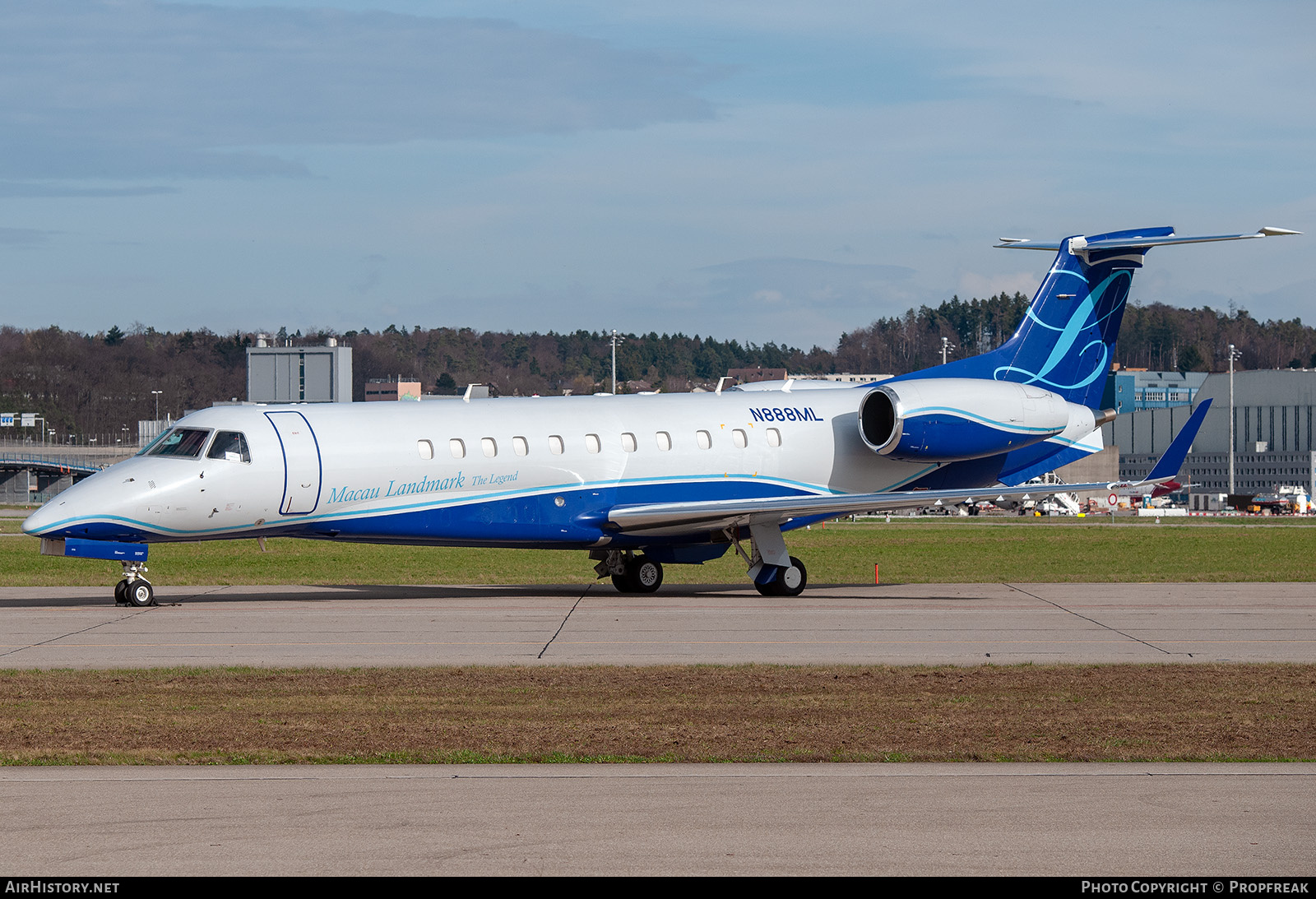 Aircraft Photo of N888ML | Embraer Legacy 600 (EMB-135BJ) | AirHistory.net #758256