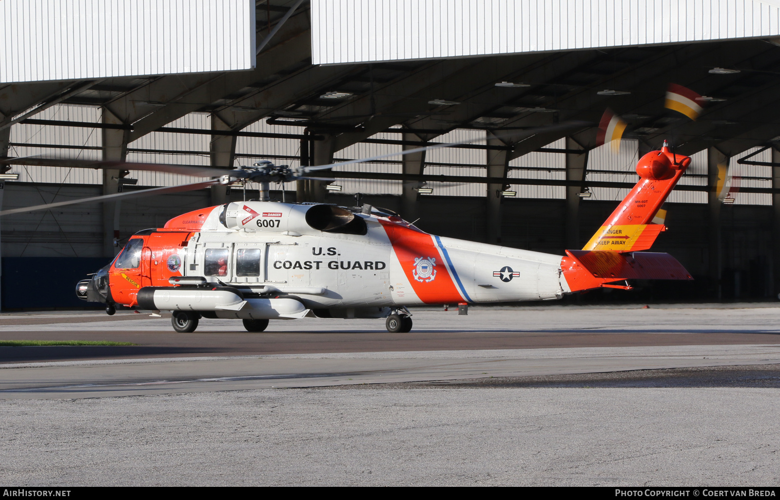 Aircraft Photo of 6007 | Sikorsky MH-60T Jayhawk (S-70B-5) | USA - Coast Guard | AirHistory.net #758300