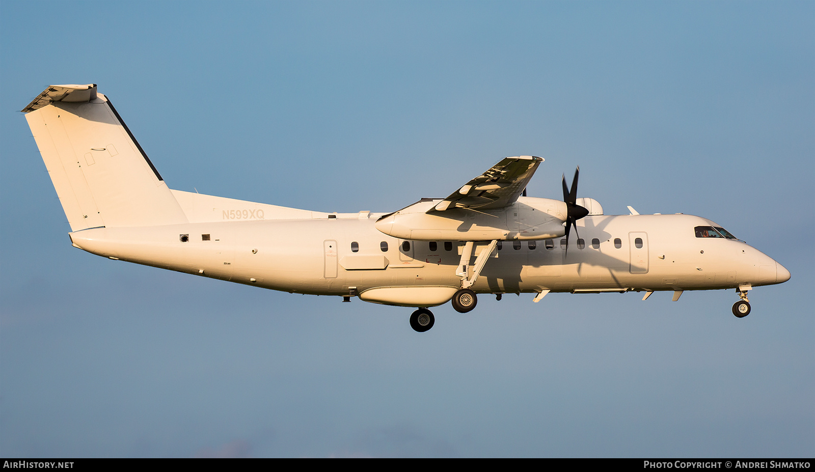 Aircraft Photo of N599XQ | De Havilland Canada DHC-8-315B Dash 8 | AirHistory.net #758346