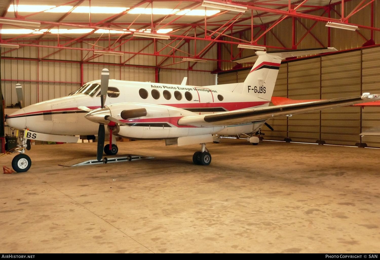 Aircraft Photo of F-GJBS | Beech B200 Super King Air | Aéro Photo Europe Investigation | AirHistory.net #758356
