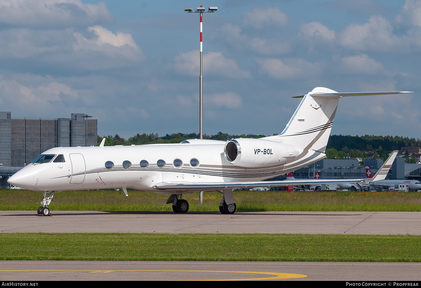 Aircraft Photo of VP-BOL | Gulfstream Aerospace G-IV Gulfstream IV-SP | RLG Holdings | AirHistory.net #758496