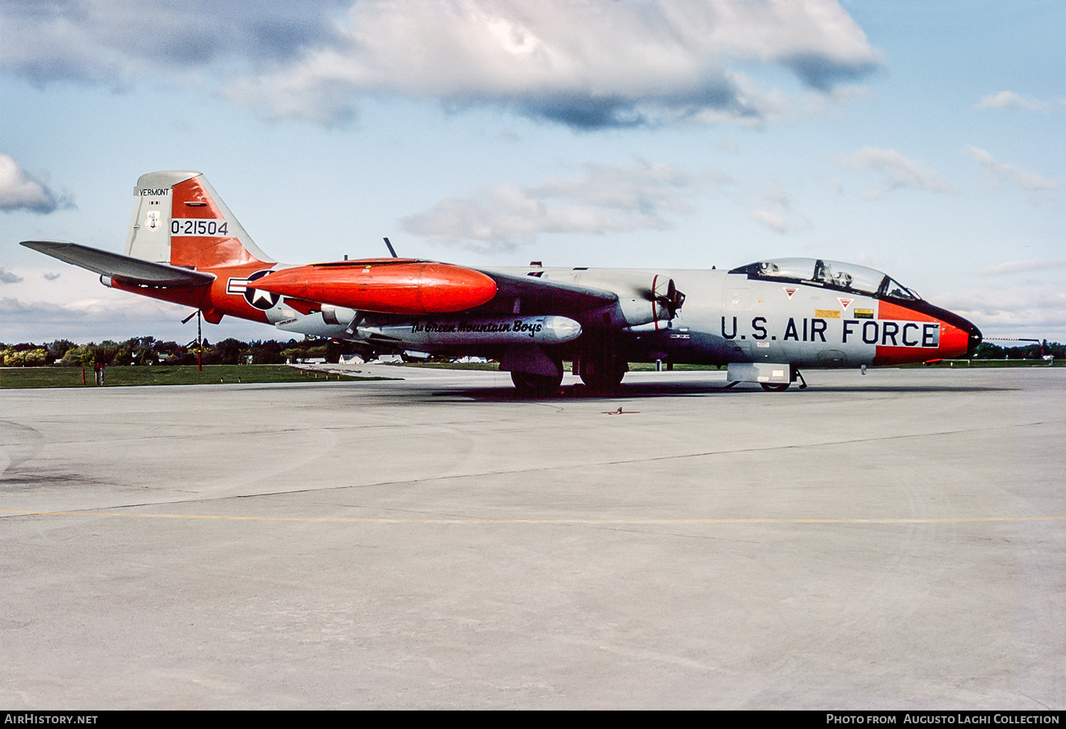 Aircraft Photo of 52-1504 / 0-21504 | Martin EB-57B Canberra | USA - Air Force | AirHistory.net #758513