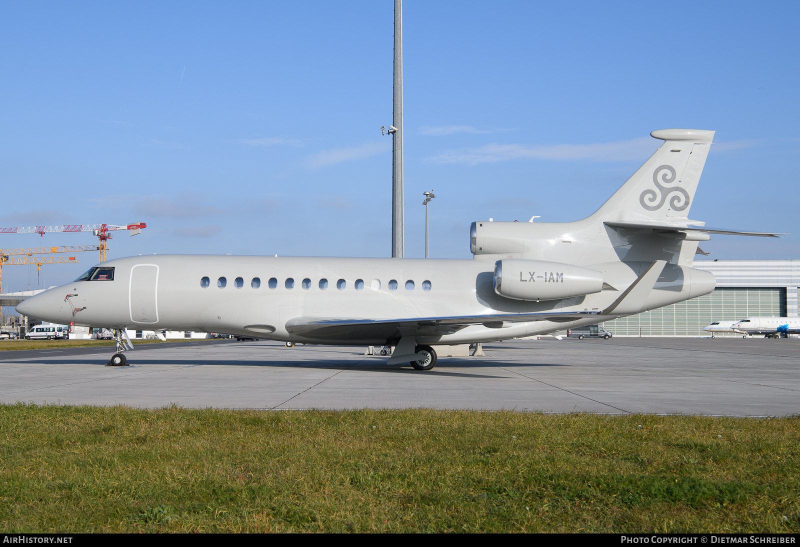 Aircraft Photo of LX-IAM | Dassault Falcon 7X | AirHistory.net #758590