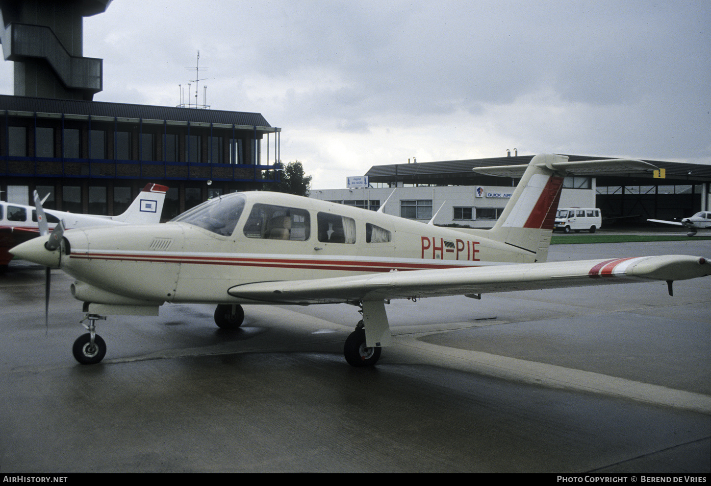 Aircraft Photo of PH-PIE | Piper PA-28RT-201T Turbo Arrow IV | AirHistory.net #758642