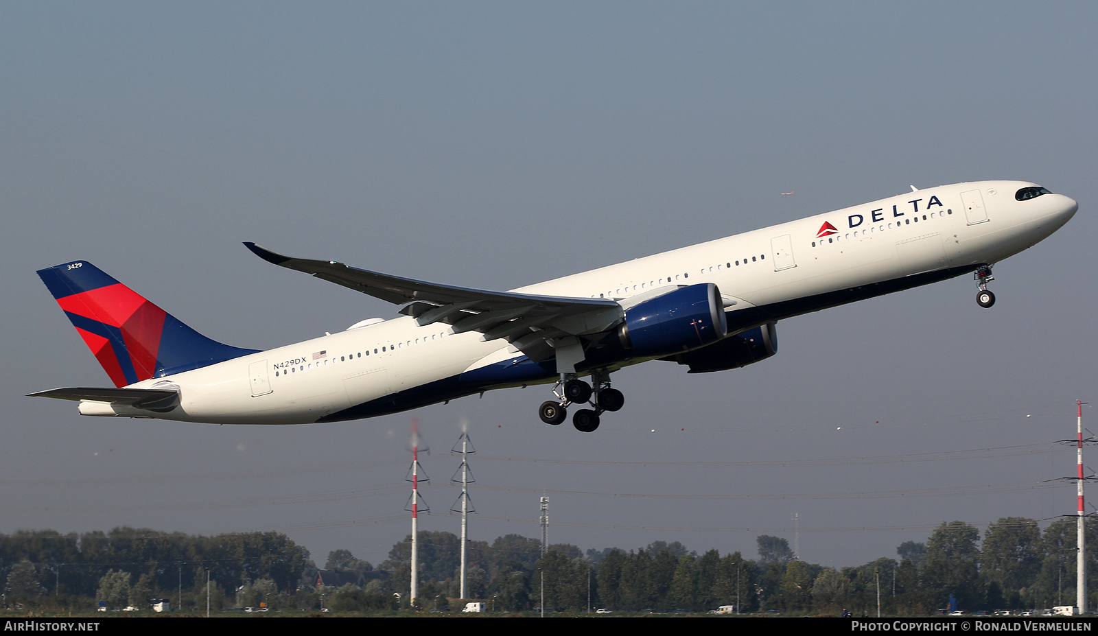 Aircraft Photo of N429DX | Airbus A330-941N | Delta Air Lines | AirHistory.net #758653
