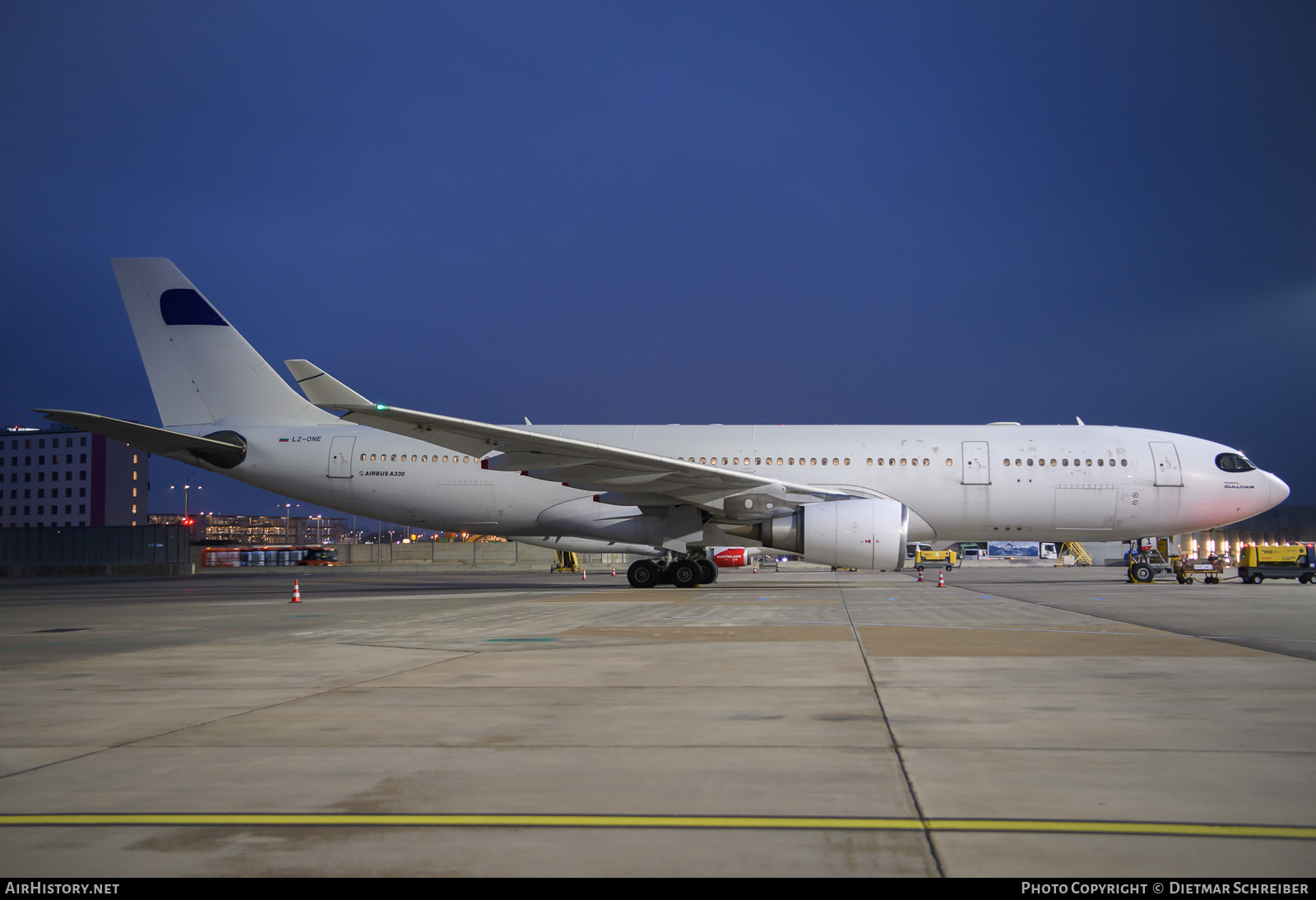 Aircraft Photo of LZ-ONE | Airbus A330-203 | GullivAir | AirHistory.net #758696