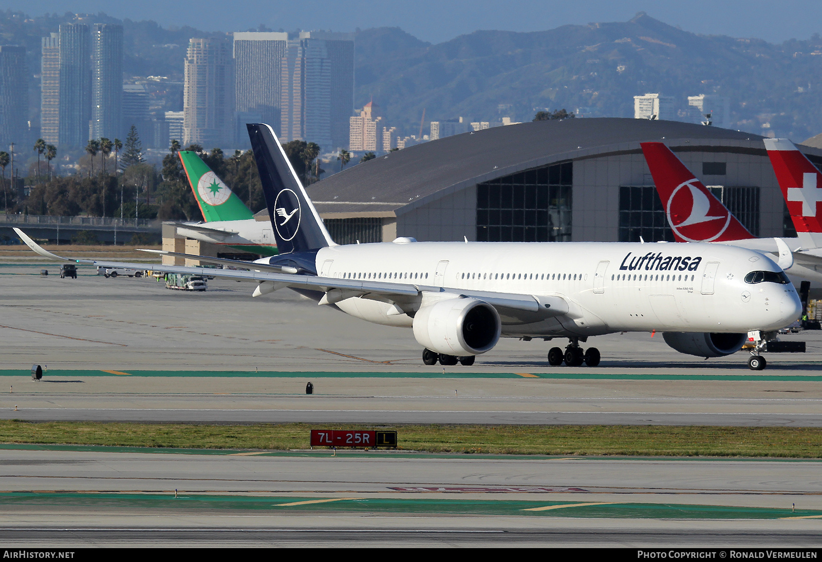 Aircraft Photo of D-AIXJ | Airbus A350-941 | Lufthansa | AirHistory.net #758750