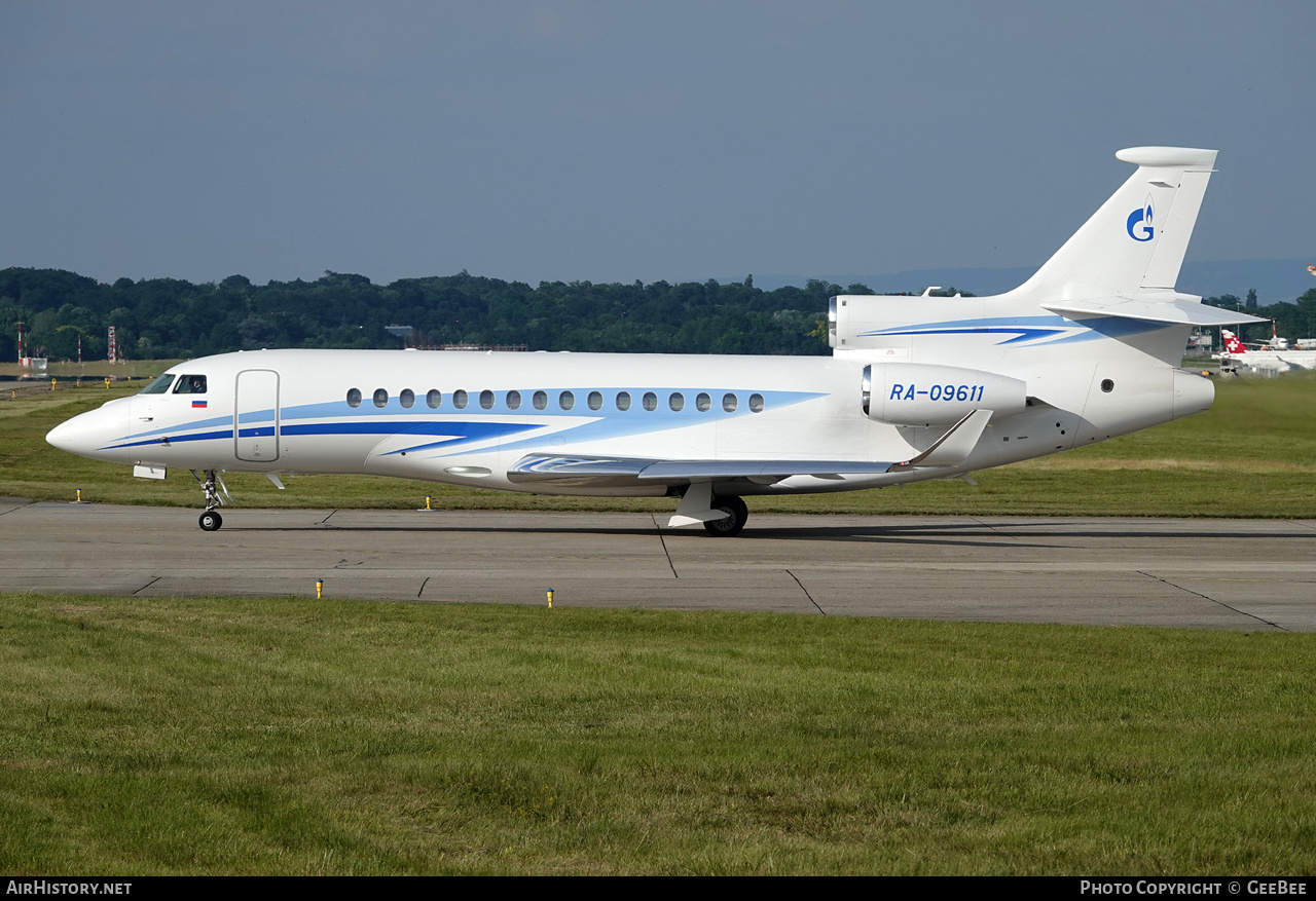Aircraft Photo of RA-09611 | Dassault Falcon 8X | AirHistory.net #758901