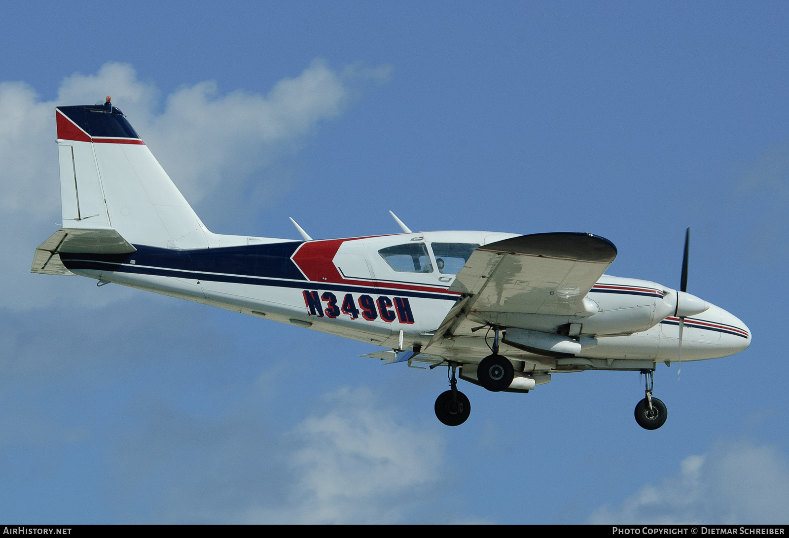 Aircraft Photo of N349CH | Piper PA-23-250 Aztec D | AirHistory.net #758921
