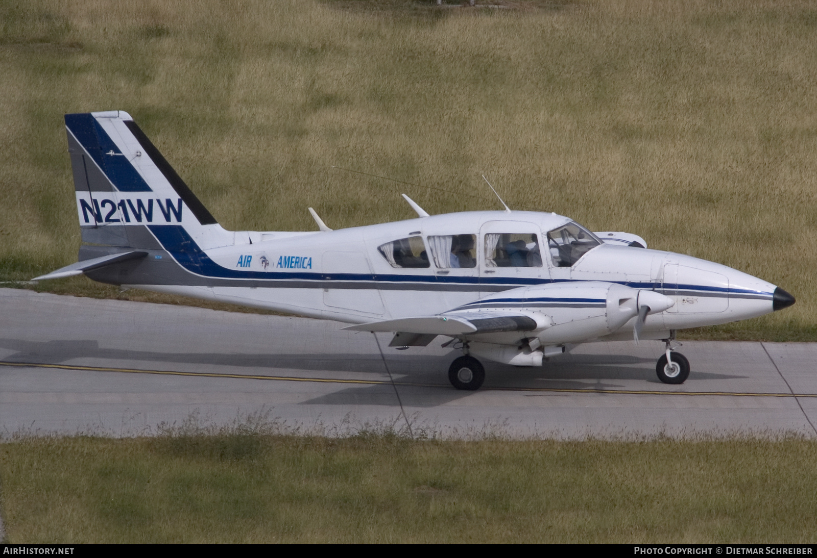 Aircraft Photo of N21WW | Piper PA-23-250 Aztec E | Air America Caribes | AirHistory.net #758939