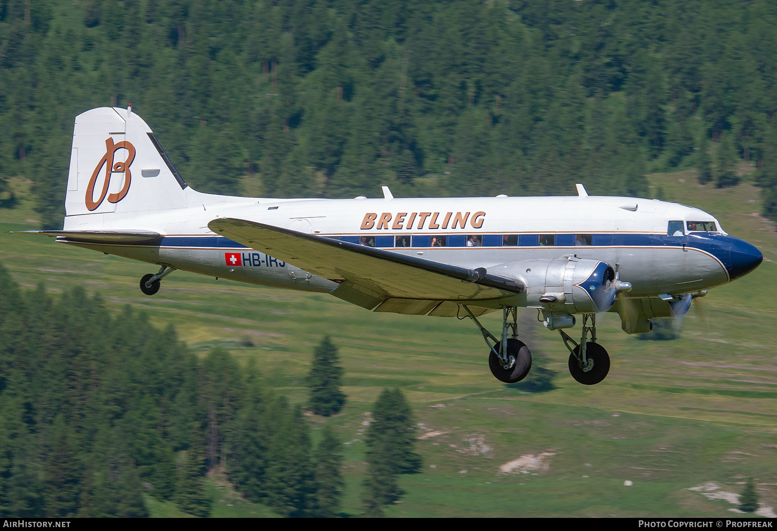Aircraft Photo of HB-IRJ | Douglas DC-3(A) | Breitling | AirHistory.net #759028
