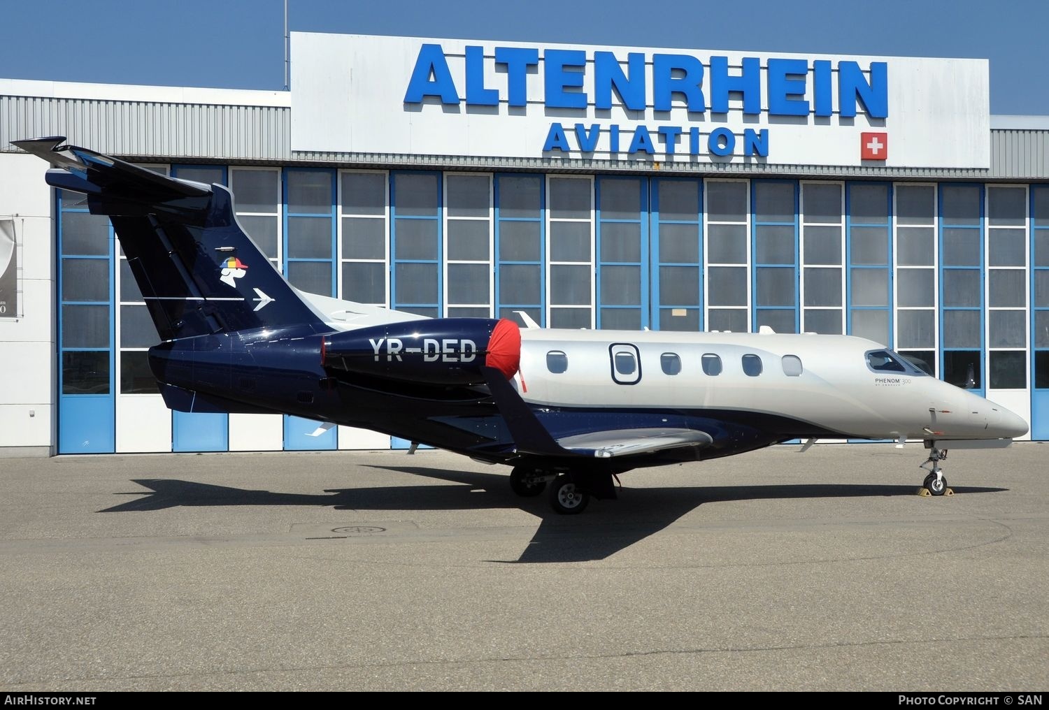 Aircraft Photo of YR-DED | Embraer EMB-505 Phenom 300 | AirHistory.net #759102