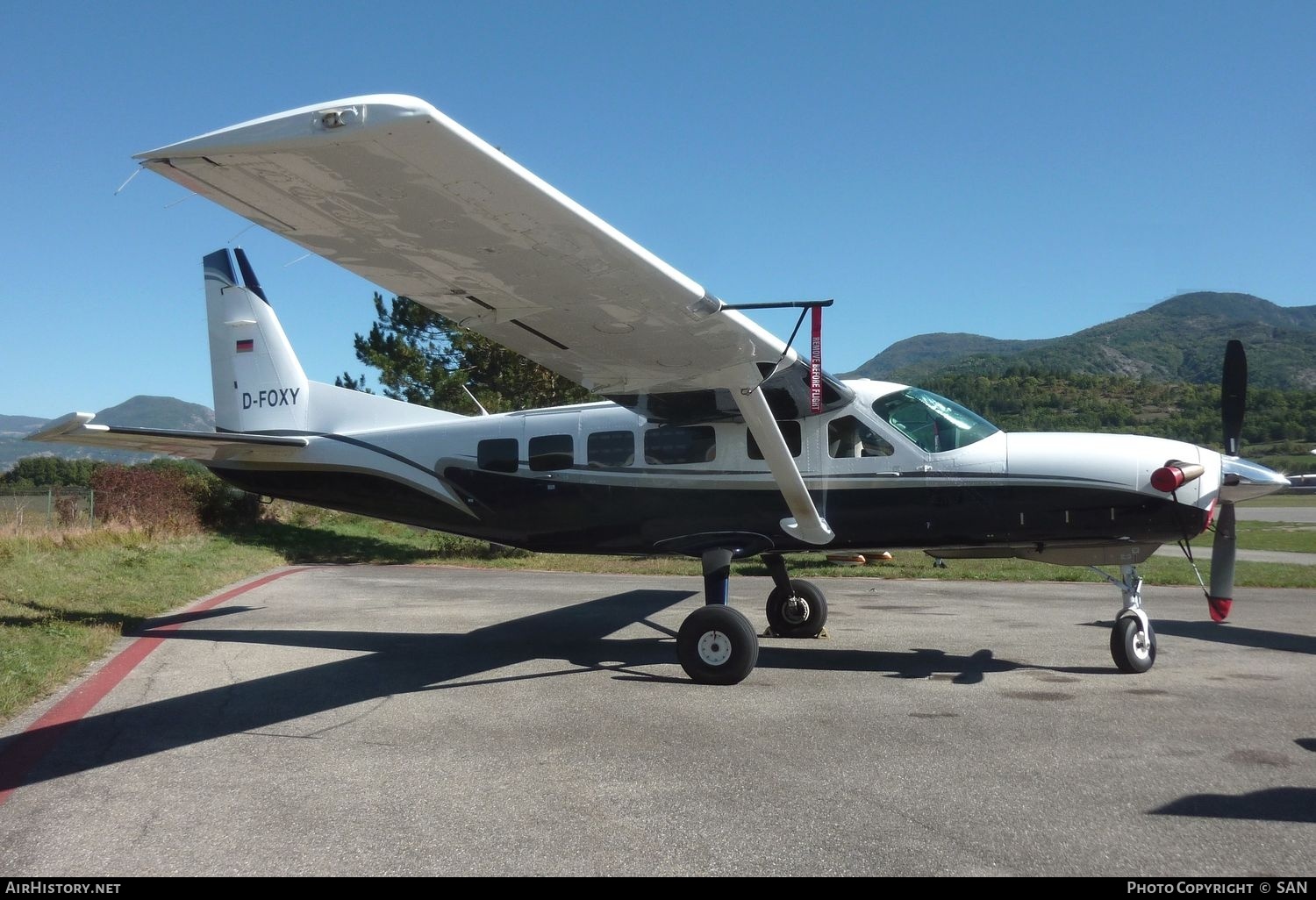 Aircraft Photo of D-FOXY | Cessna 208 Caravan I | AirHistory.net #759284