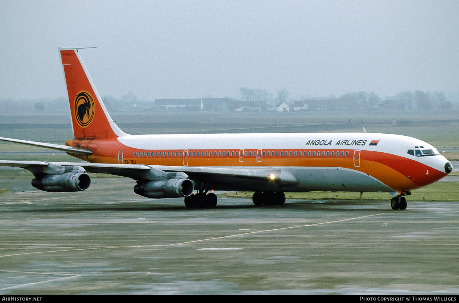 Aircraft Photo of D2-TOJ | Boeing 707-349C | TAAG Angola Airlines - Linhas Aéreas de Angola | AirHistory.net #759401