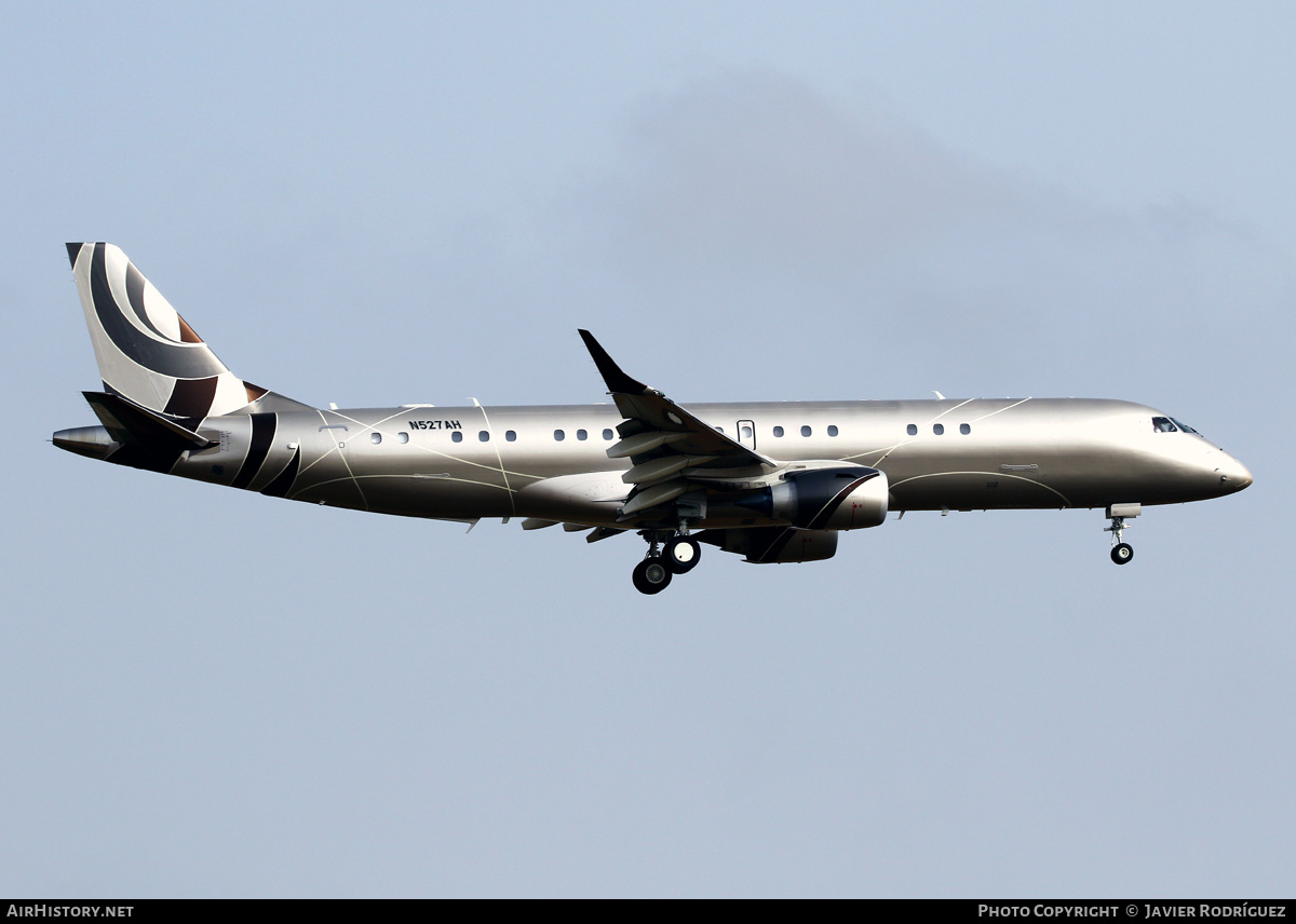 Aircraft Photo of N527AH | Embraer Lineage 1000E (ERJ-190-100ECJ) | AirHistory.net #759420