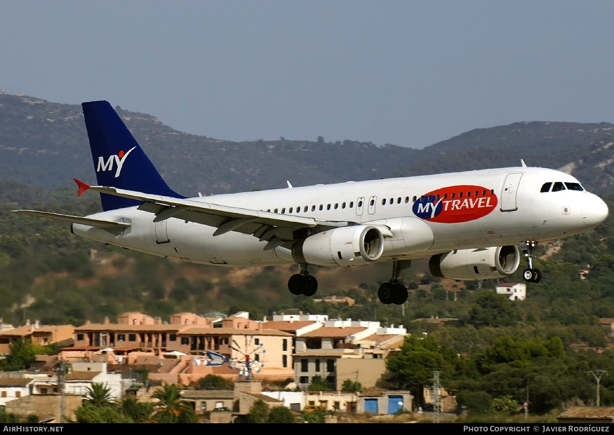 Aircraft Photo of G-ERAA | Airbus A320-232 | MyTravel Airways | AirHistory.net #759433