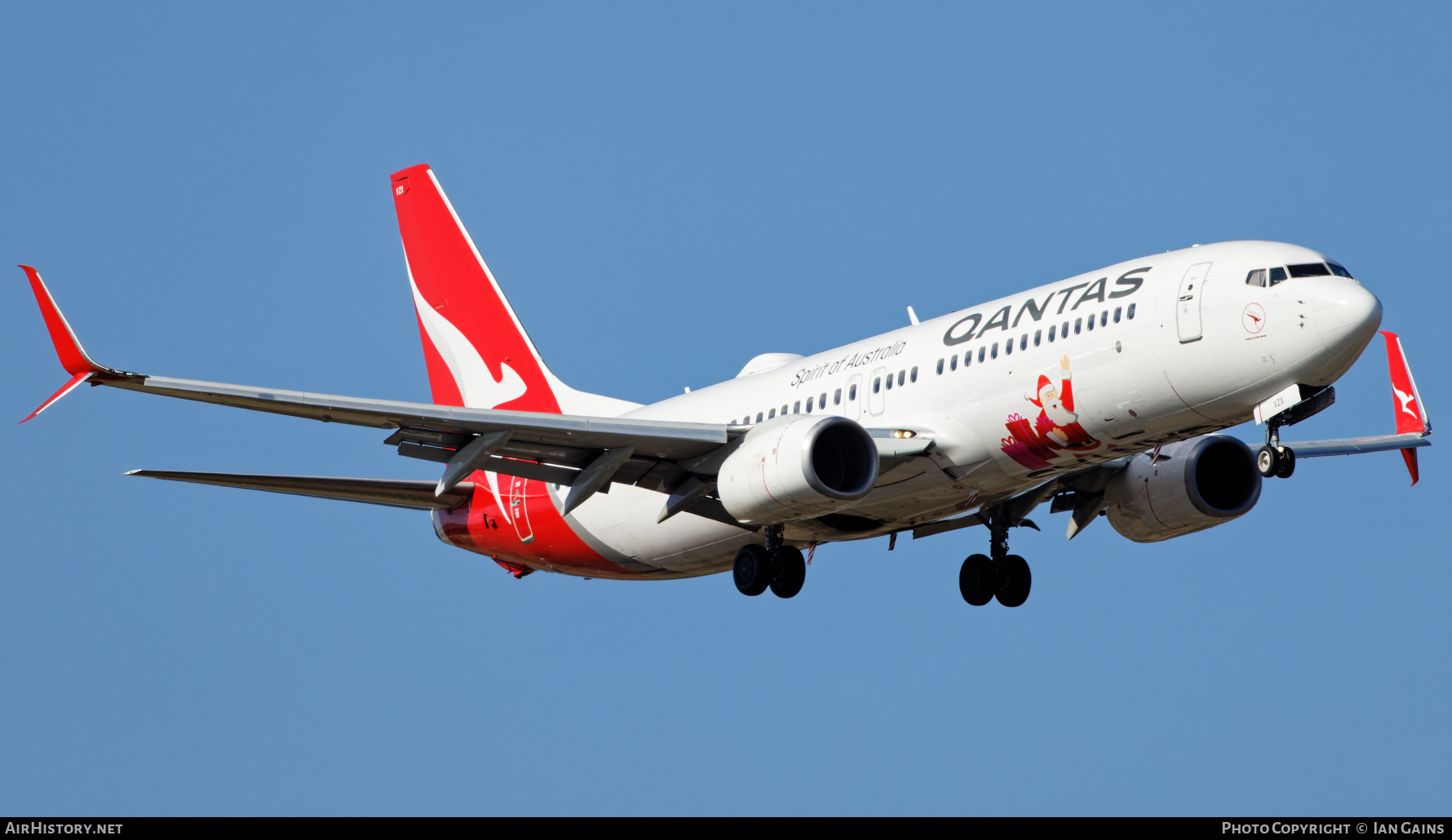 Aircraft Photo of VH-VZX | Boeing 737-838 | Qantas | AirHistory.net #759532