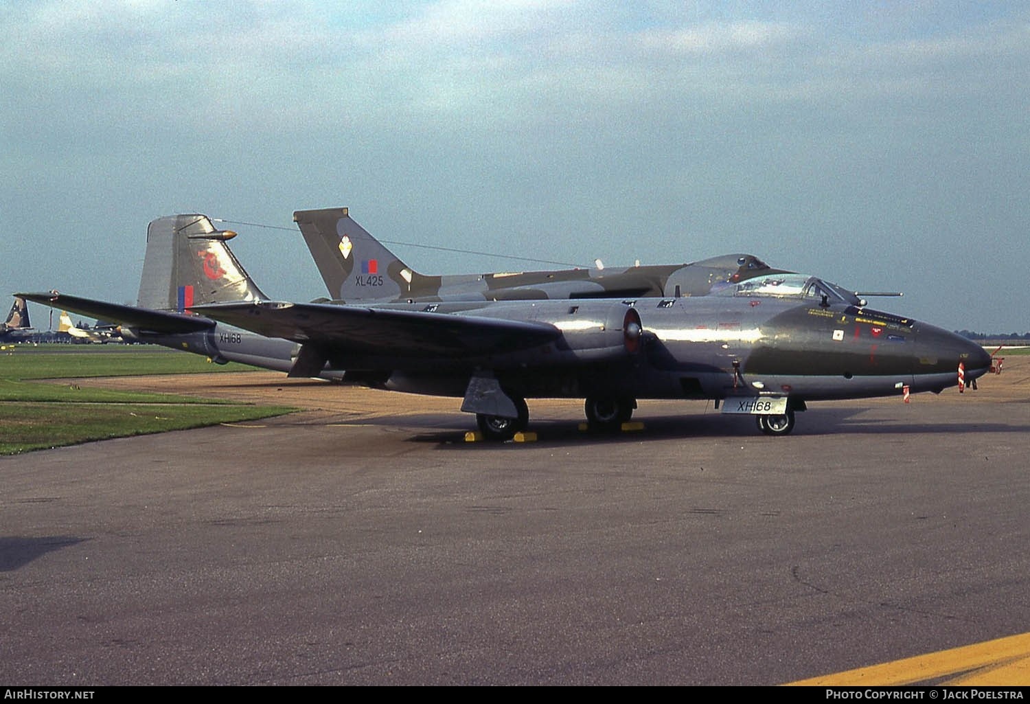 Aircraft Photo of XH168 | English Electric Canberra PR9 | UK - Air Force | AirHistory.net #759570