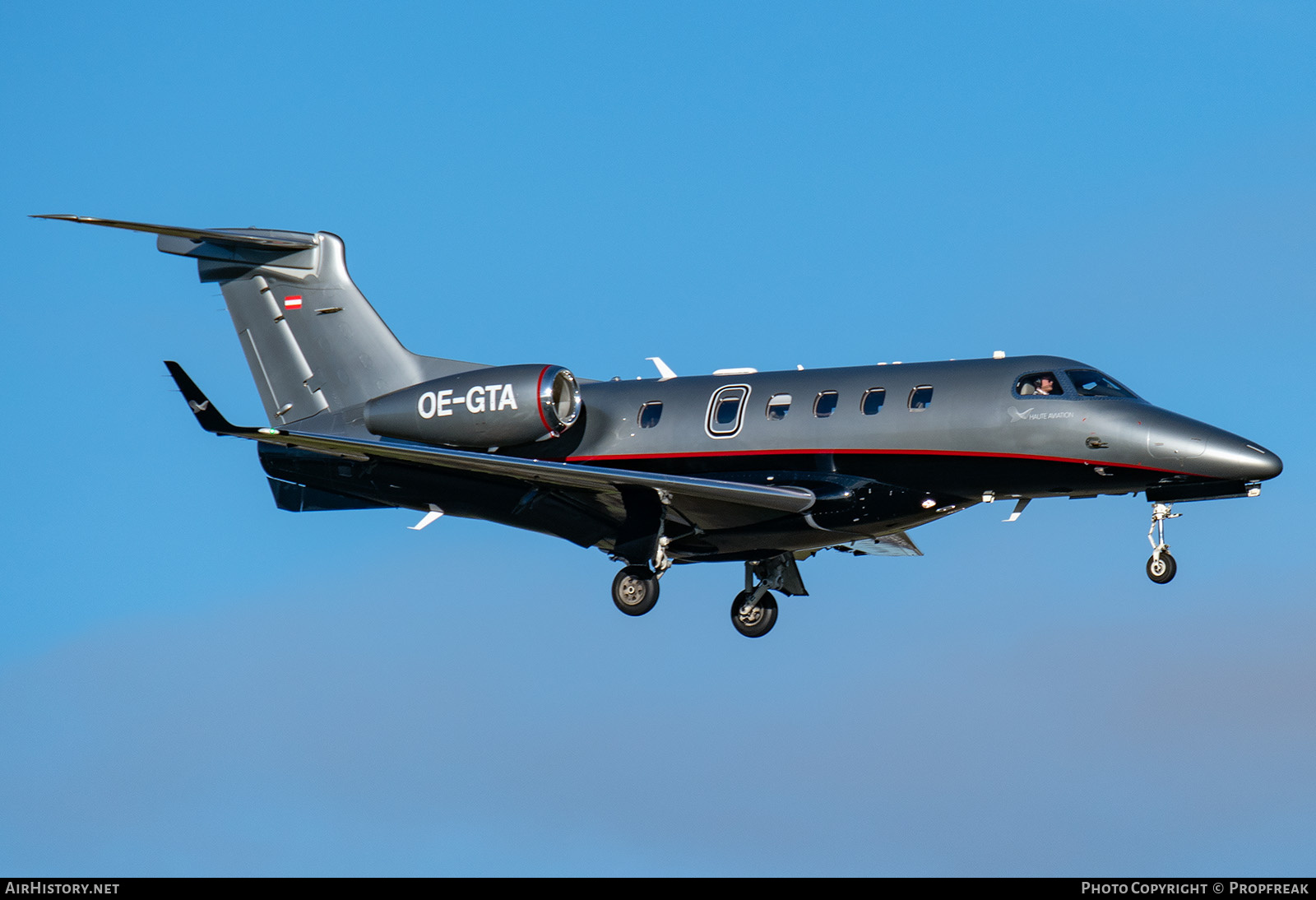Aircraft Photo of OE-GTA | Embraer EMB-505 Phenom 300 | Haute Aviation | AirHistory.net #759625