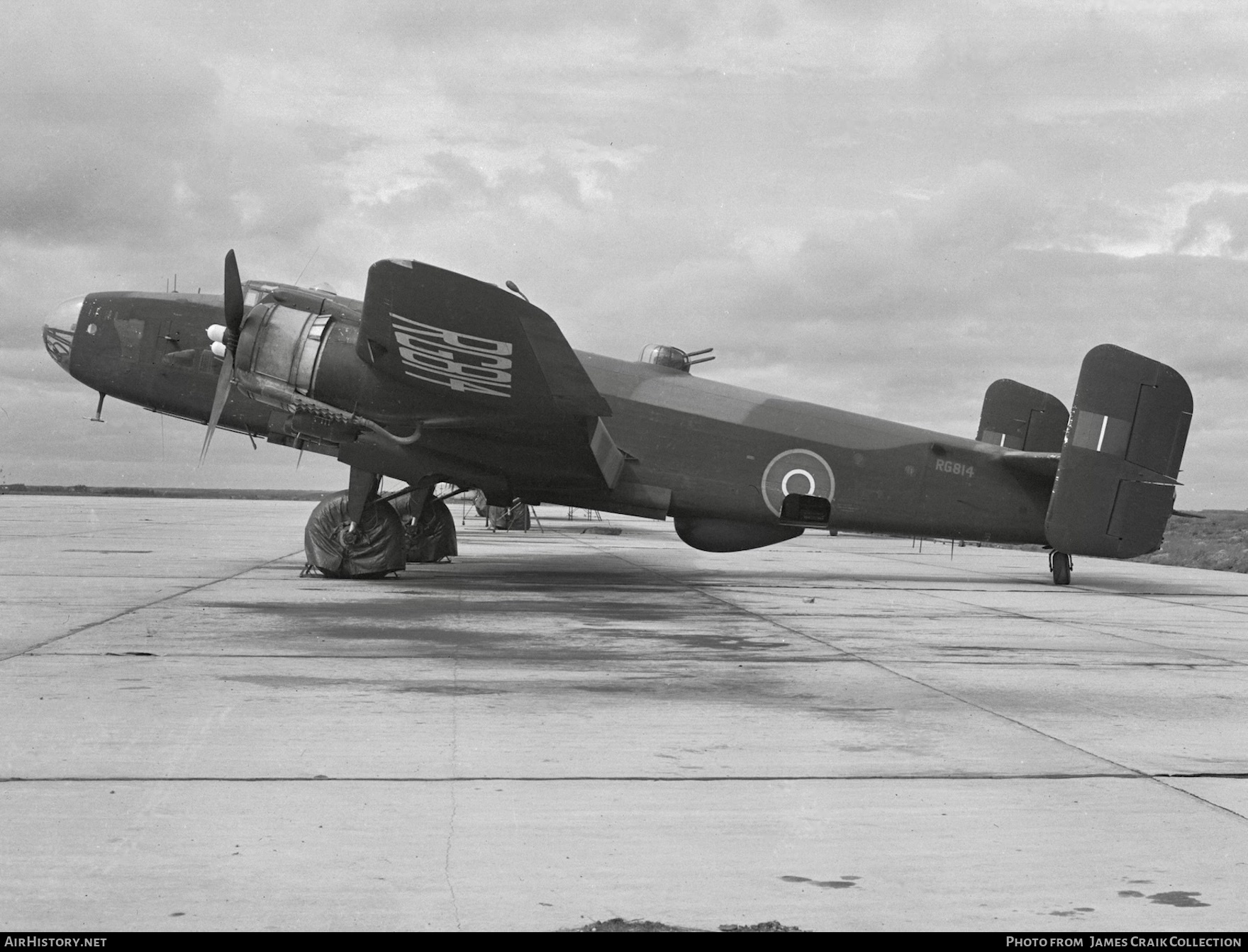 Aircraft Photo of RG814 | Handley Page Halifax... | UK - Air Force | AirHistory.net #759636