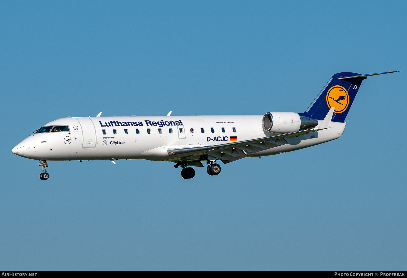 Aircraft Photo of D-ACJC | Canadair CRJ-200LR (CL-600-2B19) | Lufthansa Regional | AirHistory.net #759643