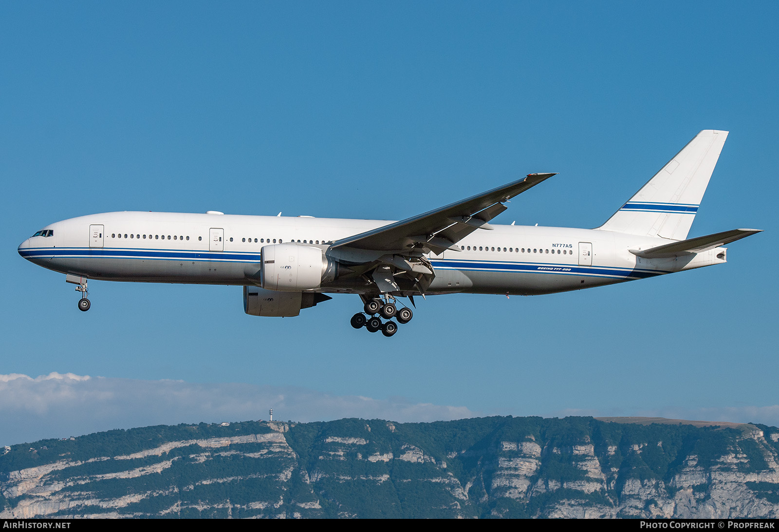 Aircraft Photo of N777AS | Boeing 777-24Q/ER | AirHistory.net #759677